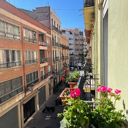 Habitacion Privada En Piso Compartido Valencia Kültér fotó